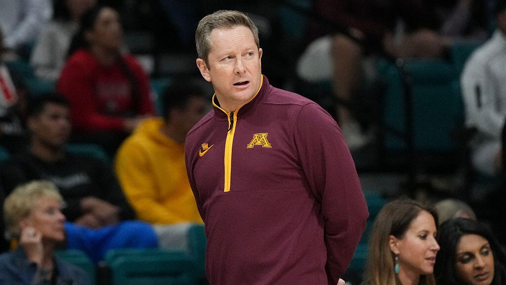 Gophers men's basketball returns key players, adds transfers after surprising debut season for Medved — Lakeville Technology news