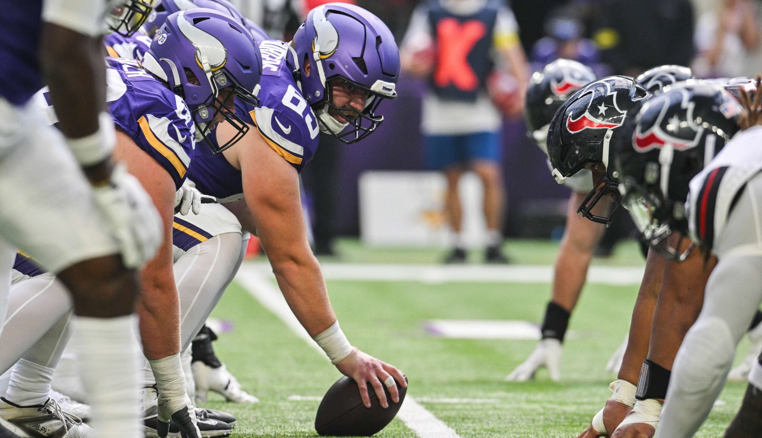 Did the Vikings Demote 1 Offensive Lineman? โ Lakeville Sports news